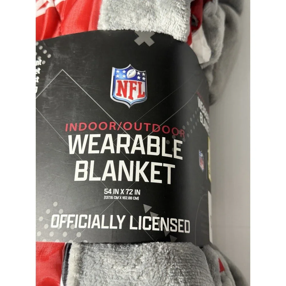 NWT Atlanta Falcons Wearable Blanket 54x72 Hooded NFL Indoor Outdoor